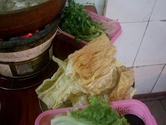 -威邵鸡煲(西华路总店)