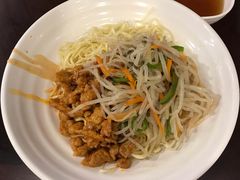 银芽三丝辣肉冷面-德兴馆(广东路总店)