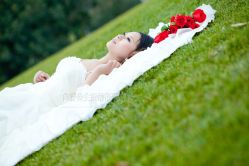 -白雪公主婚纱摄影