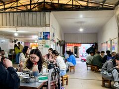 -正宗杨记普洱酸醋米线(总店)