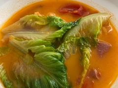 -吉阿婆骨汤麻辣烫