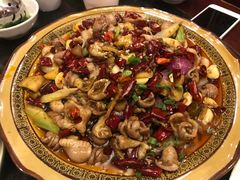 -老来福·非遗酸汤兔(凯旋路店)