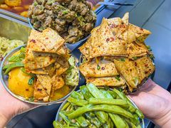 -李与白包子铺(桐梓林店)