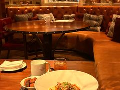 -恰餐厅及酒吧 CHAR Bar & Grill (北京丽都皇冠假日店)