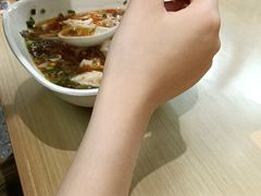 -双燕楼·手工馄饨·汤面小吃(世纪汇店)