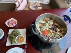 -野菌皇海景野生菌火锅(滨海大道店)