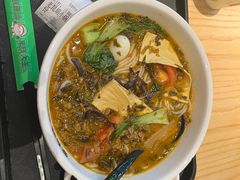 -蒙自源米线大王(东站店)