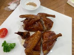脆皮烧乳鸽-富豪酒家(正大广场店)