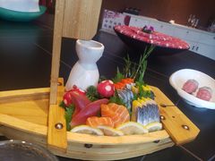 -鼎泰亨·海鲜牛肉餐厅(滨江店)