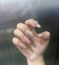 -尤米一站式美甲美睫
