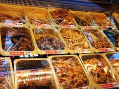 -绝味鸭脖(龙阳路生活广场店)