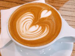 澳白FlatWhite-明谦·Coffee&Cocktail Bar(美您公园店)