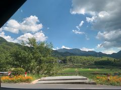 -安吉龙王山峡谷漂流