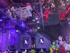 -喜鹊音乐酒馆(西街店)