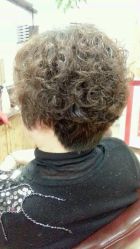 -镁连社·美联社