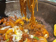 -鱼窝棚柴火铁锅炖(富山屯店)