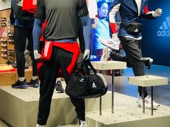 -adidas(正佳广场店)
