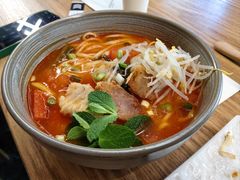 贵州风味红酸汤什锦面-里面·Noodlology(机电院店)