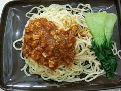 炸酱拌小刀面-如意馄饨(尹山湖店)