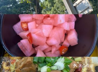 以前读书的时候很喜欢吃黄焖鸡米饭，感觉便宜又好吃