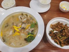 酸菜鱼-晋家门(弘阳广场店)