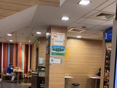 -麦当劳(乳山路店)
