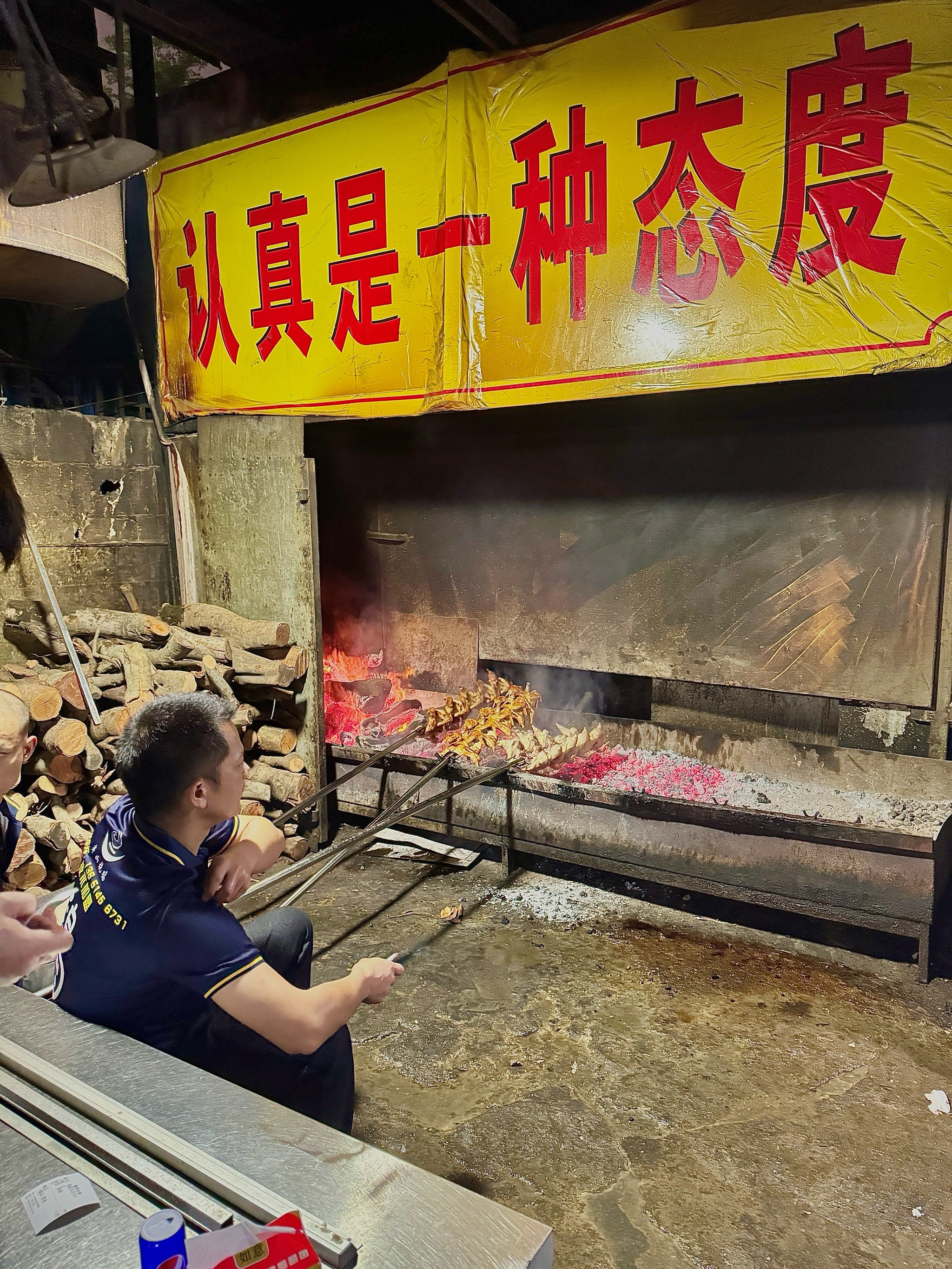 才知道这里有一家烧鸡店