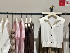 -王府井奥莱临潼小镇(临潼店)
