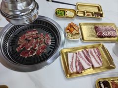 -悦嘉牛肉馆·韩式烤肉·牛肉汤饭