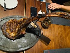 -恰餐厅及酒吧 CHAR Bar & Grill (北京丽都皇冠假日店)