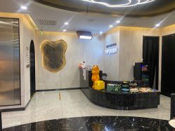 -TOP HAIR SALON