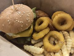 -上海野生动物园老虎餐厅