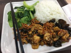 云耳冬菇蒸鸡腿肉-都城快餐(广大路店)