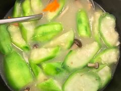 米汤肉丸浸丝瓜-水磨农庄