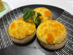 酥皮叉烧包-白天鹅宾馆-玉堂春暖餐厅