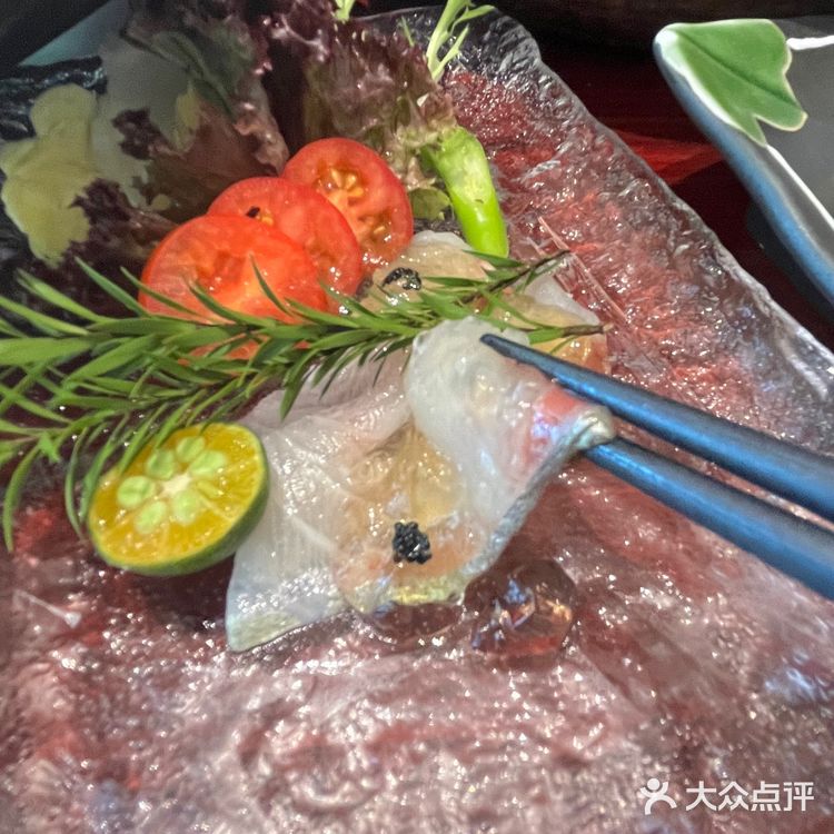 武汉宝藏日料店|驱车只为 了这口日料放题!!  