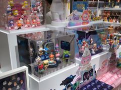 -泡泡玛特POPMART(杭州乐堤港店)