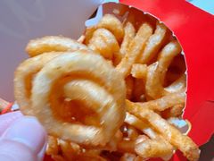 -麦当劳(西客站店)