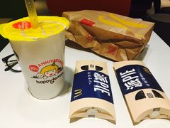 -麦当劳(杭州西湖银泰百货店)