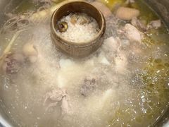 -朴小妹人参鸡汤火锅(长白山万达店)