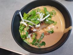 -啊美丽炭火烤肉(滑翔一店)