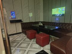 -皇马纯KTV·量贩·聚会(民治店)