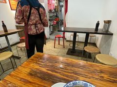 -叶新小吃店(来凤小区总店)