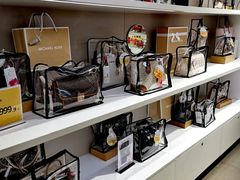 -唯品会(北京国瑞城店)