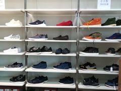-LACOSTE(百联奥特莱斯广场店)