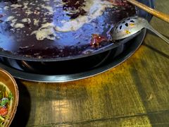 -黄潇洒老火锅(九眼桥宏济巷店)