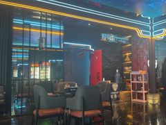 -屋有岛沉浸游戏旗舰店(中山公园店)