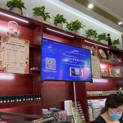-花岐款式专研健康美甲沙龙