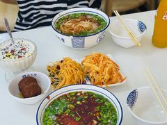 -陆元丰·兰州纯汤牛肉面(自强西路店)