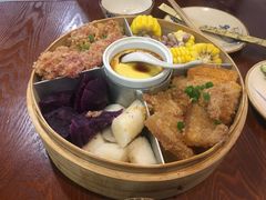 -黄桷树曹家私房菜(江与城店)